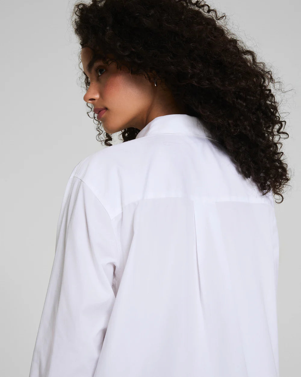 Poplin Oversized Button-Up Shirt in Classic White - Baseline Social