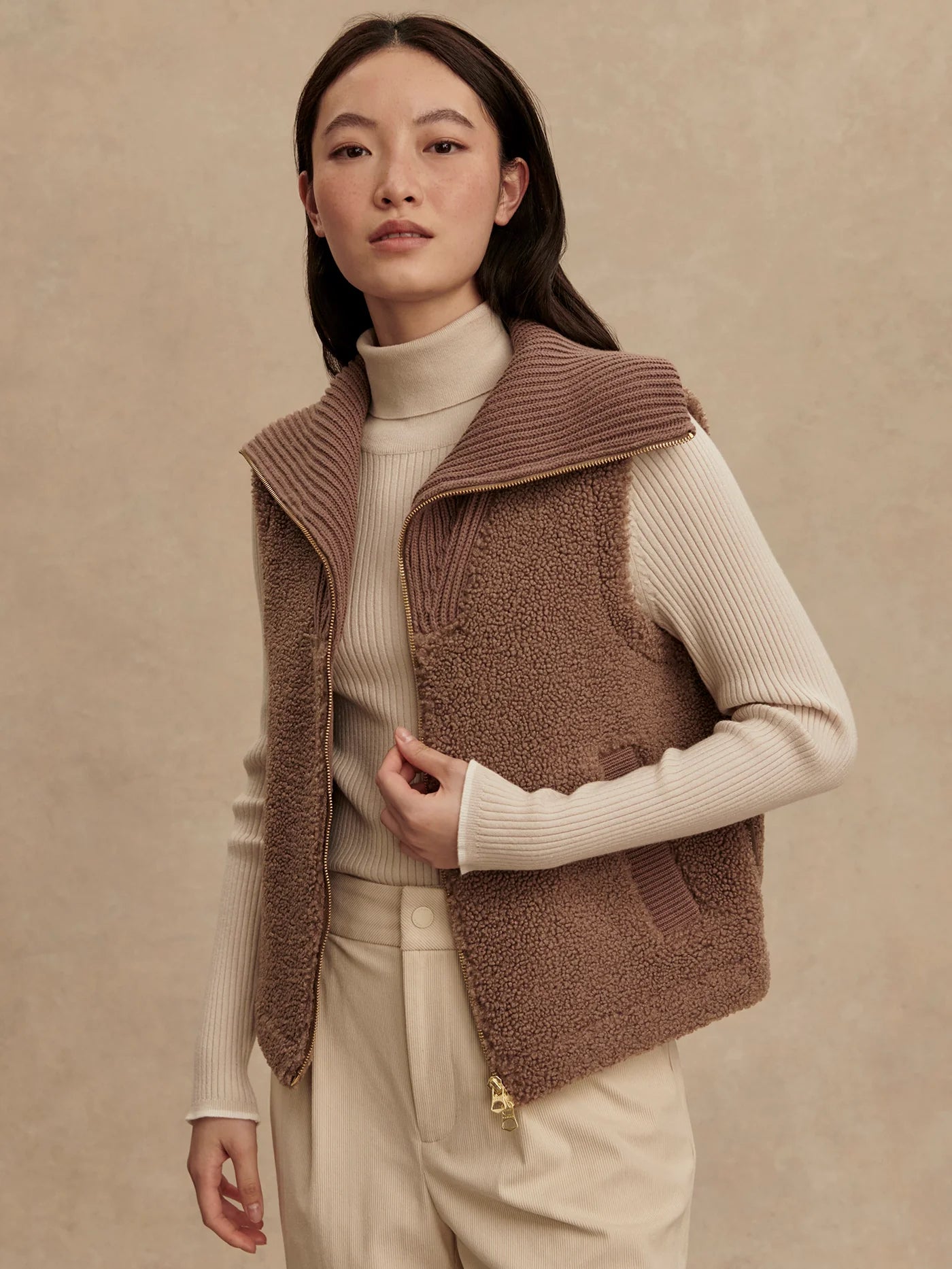 Varley Aspen Gilet in Ash Taupe at Baseline Social
