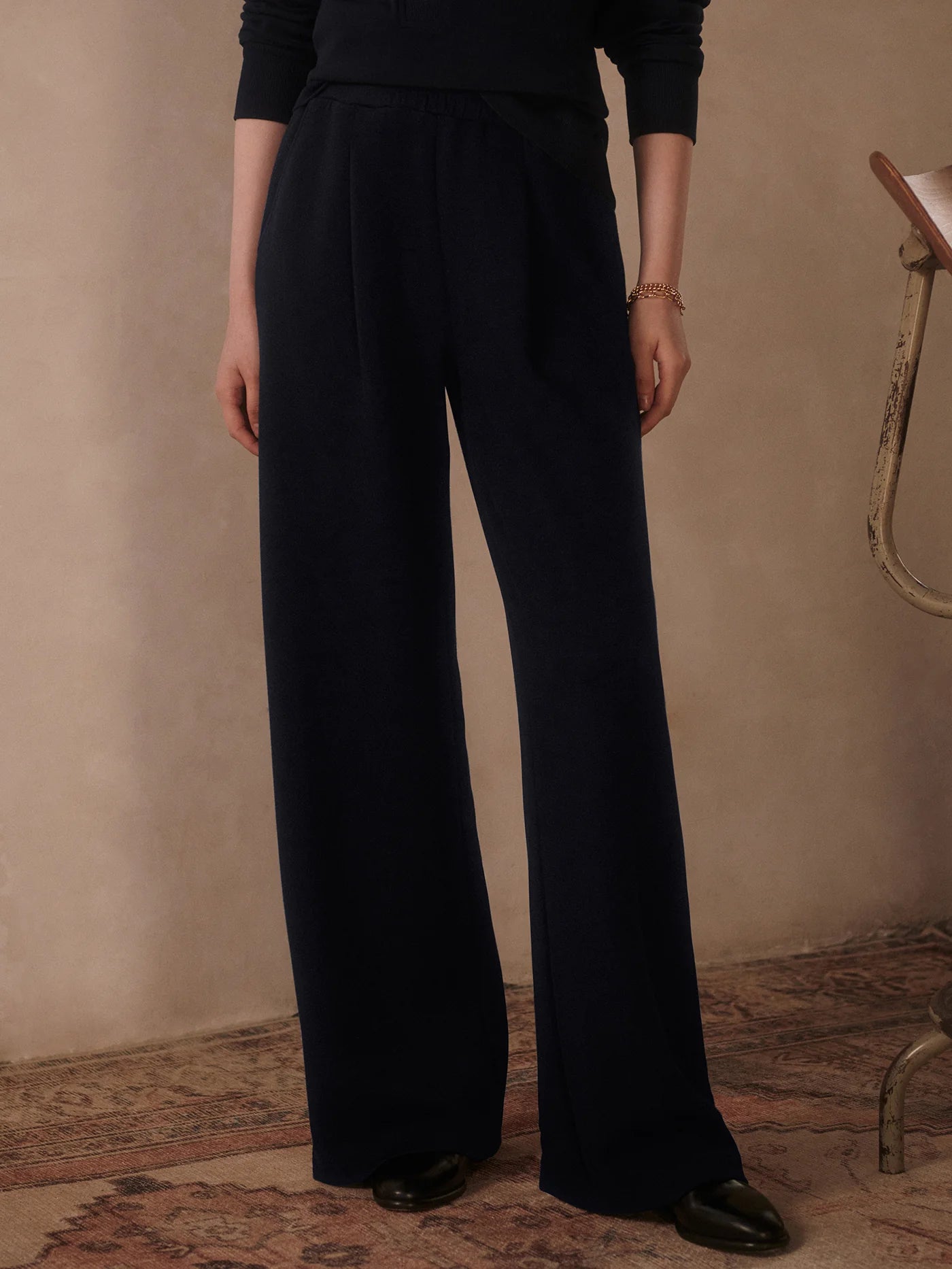 Varley Extra Wide Leg Pant in 29.5" in Navy at Baseline Social