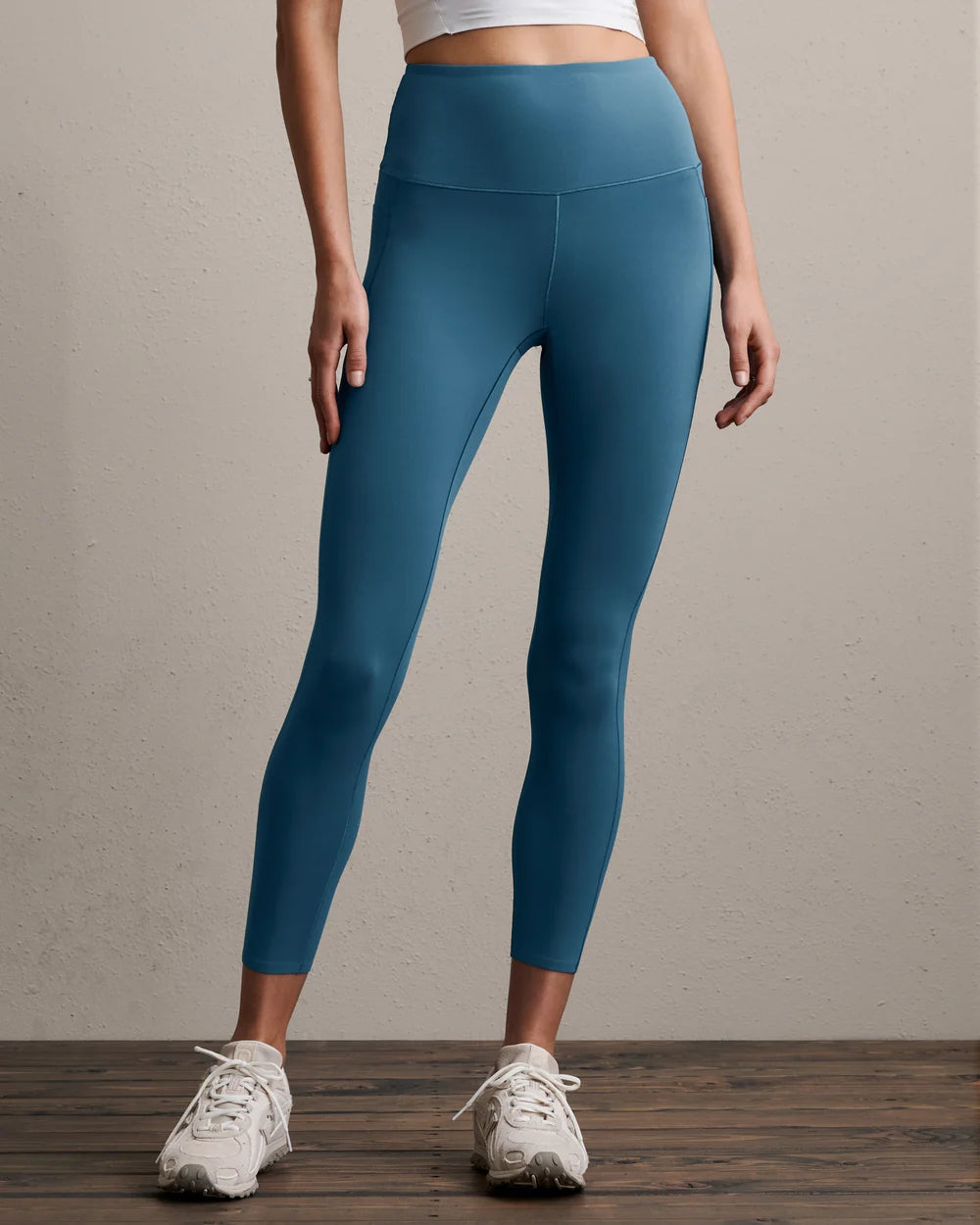 Revive 7/8 Pocket Legging in Stellar Blue