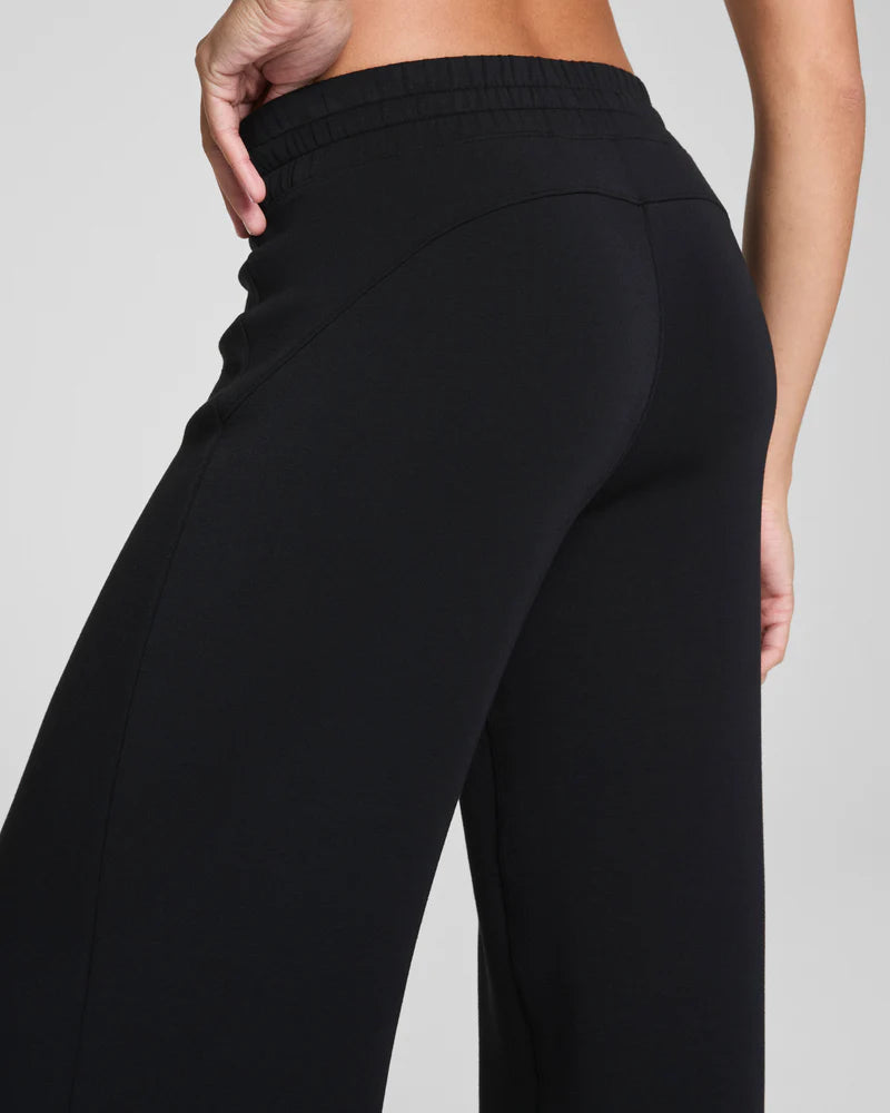 Spanx Wide Leg Pant in Very Black at Baseline Social