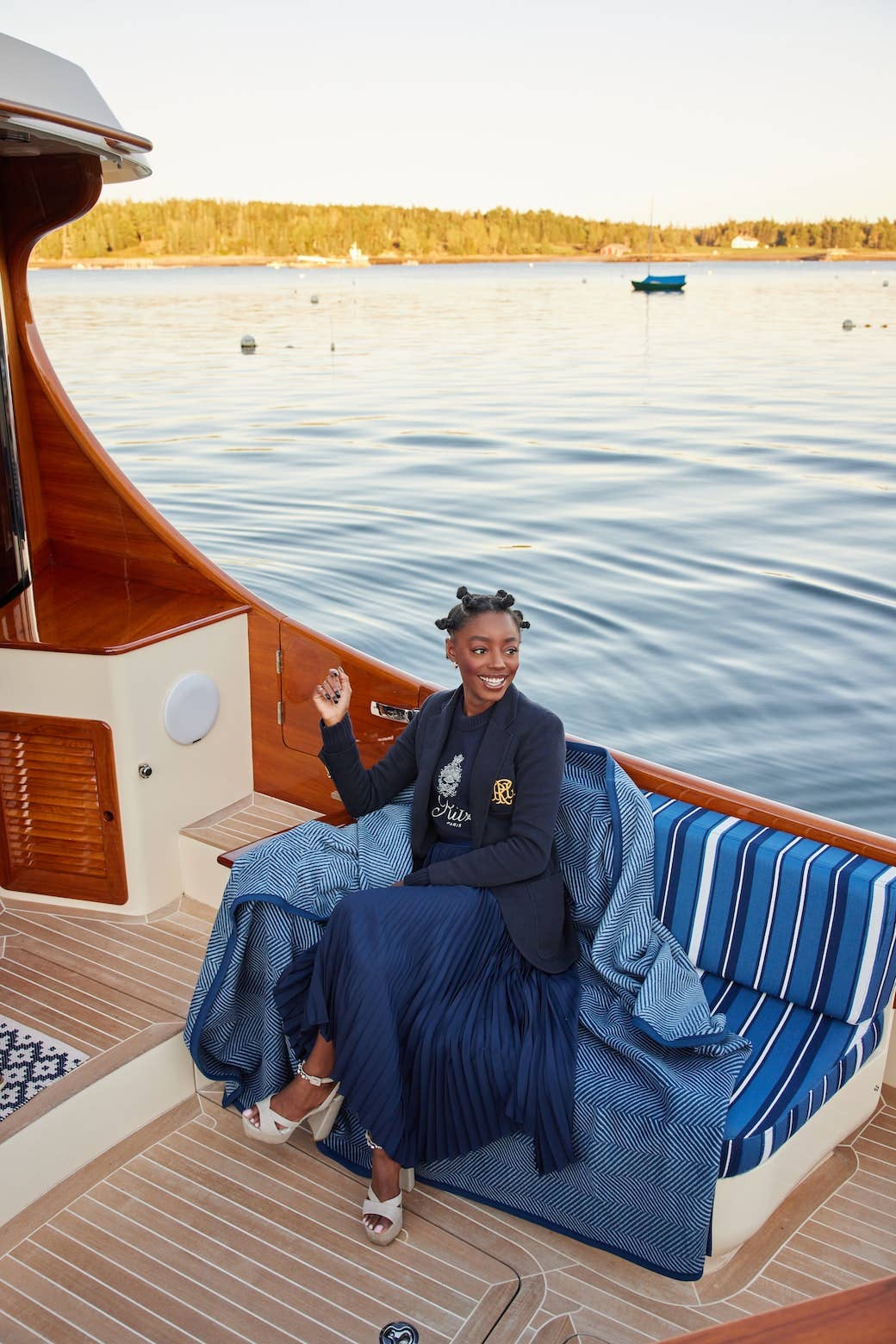 Harborview Herringbone Navy Blanket - Baseline Social