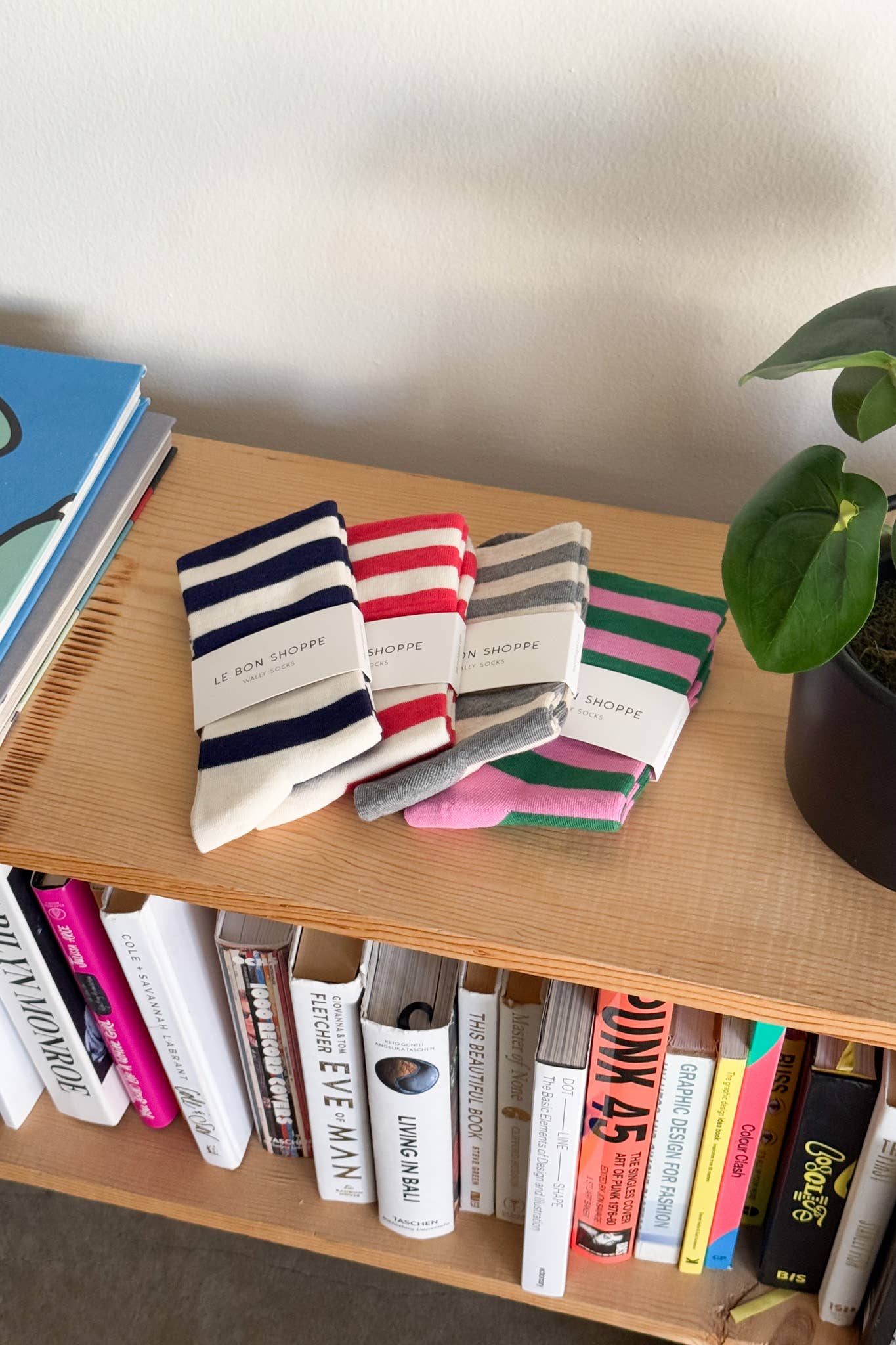 Wally Socks - Baseline Social