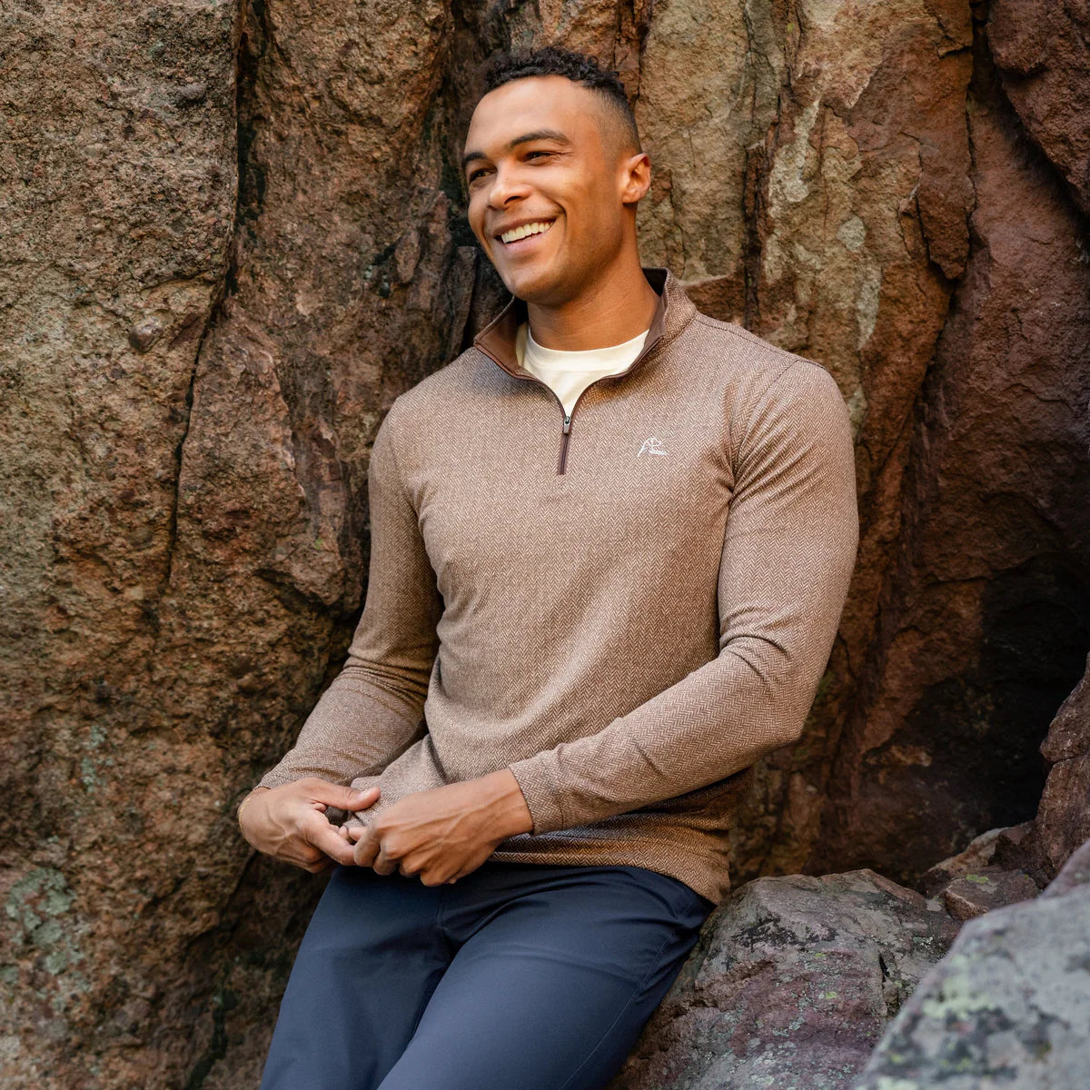 Performance Q-Zip in Herringbone Jacquard in Saddle Brown/White - Baseline Social