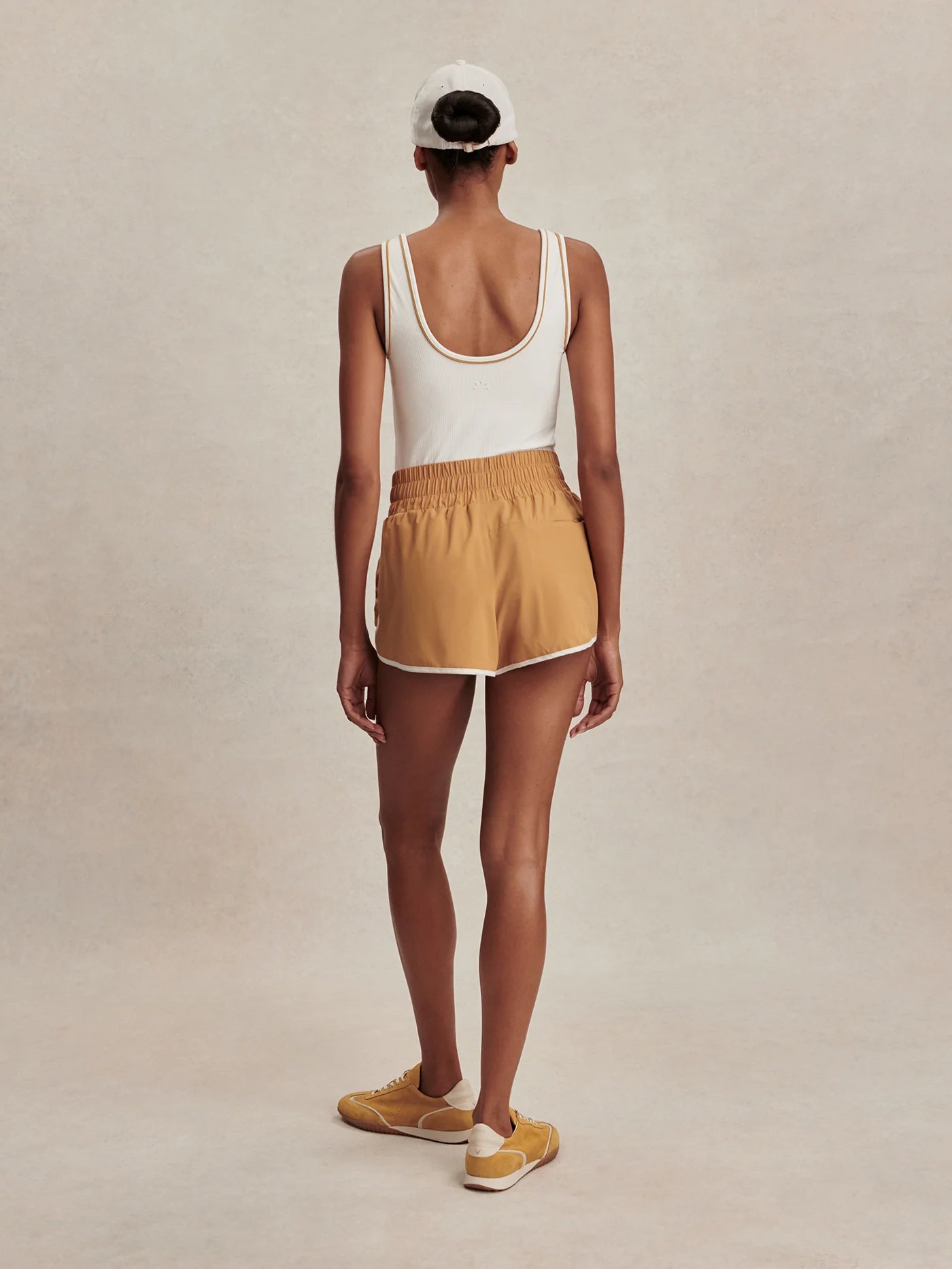 Varley Arlington Running Short 2" in Apple Cinnamon at Baseline Social