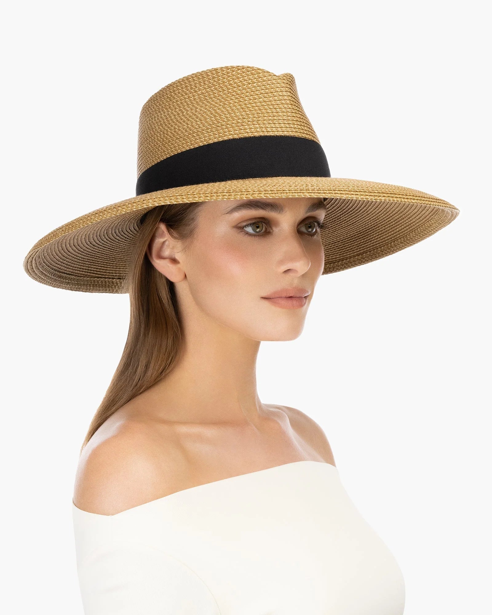 Daphne Fedora Hat in Natural/Black