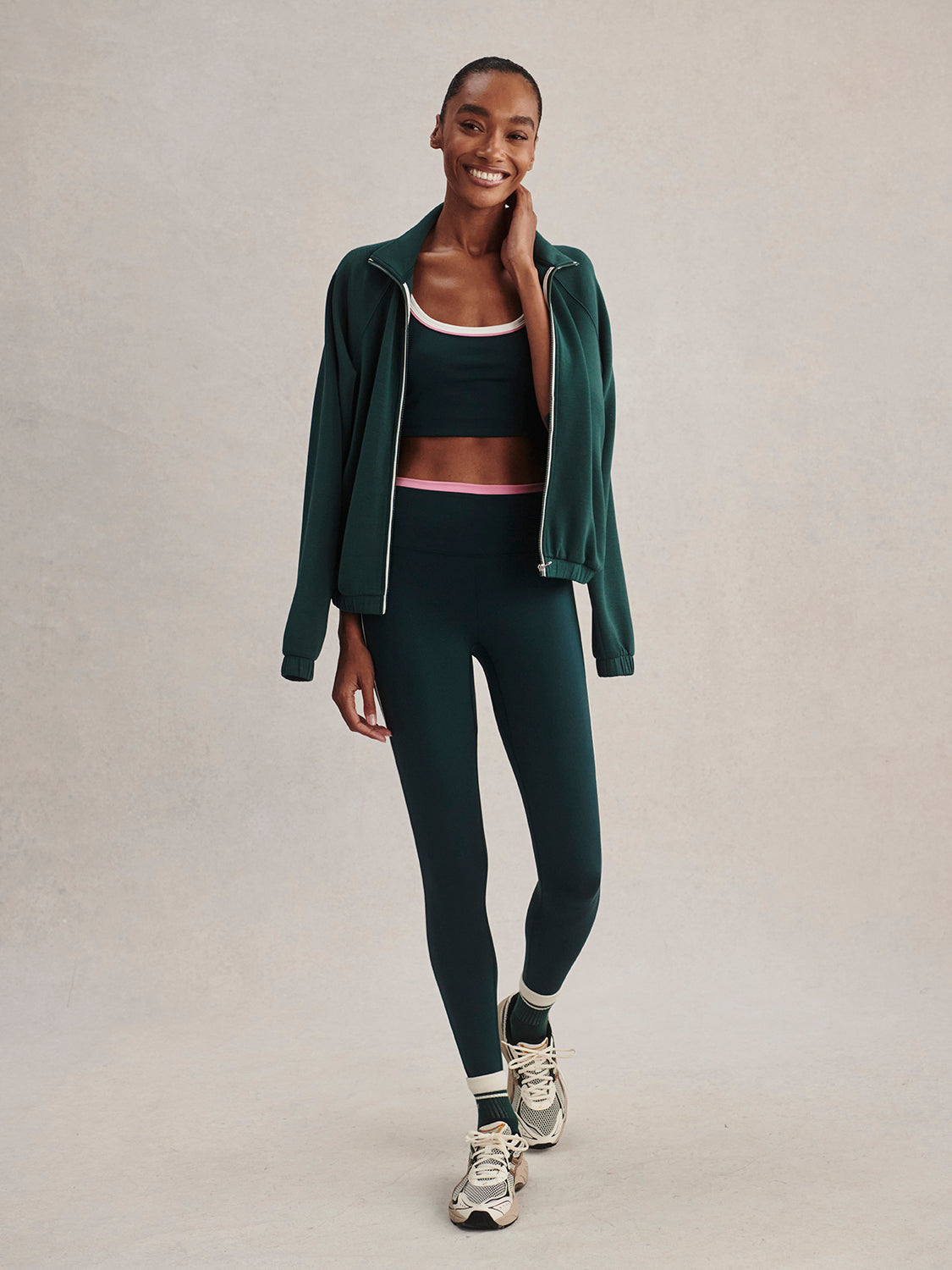 Varley FreeSoft Contrast Legging 25" in Ponderosa Pine at Baseline Social