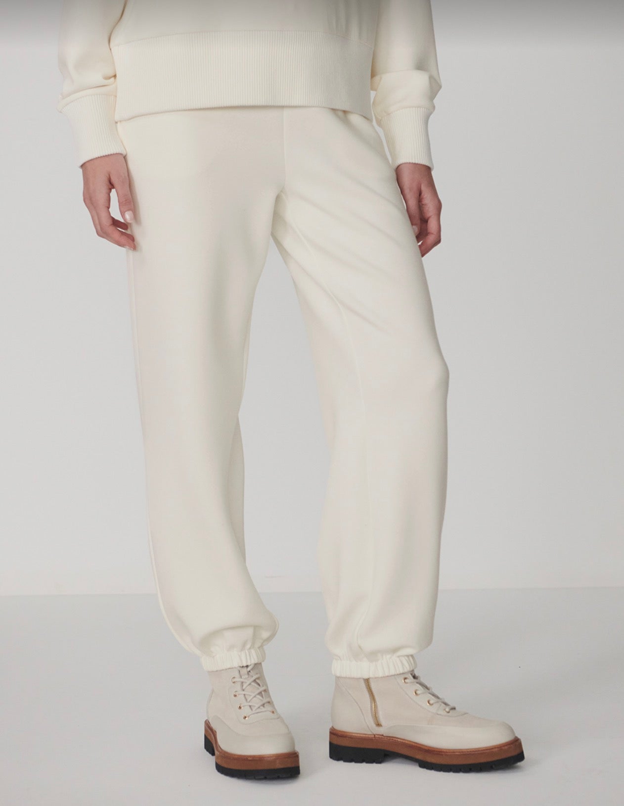 The Classic Cuff Pant 25" in Pristine