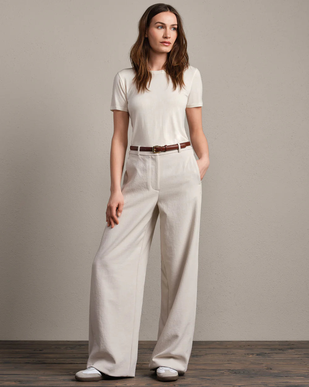 Rhone Horizon Trouser in Sand at Baseline Social