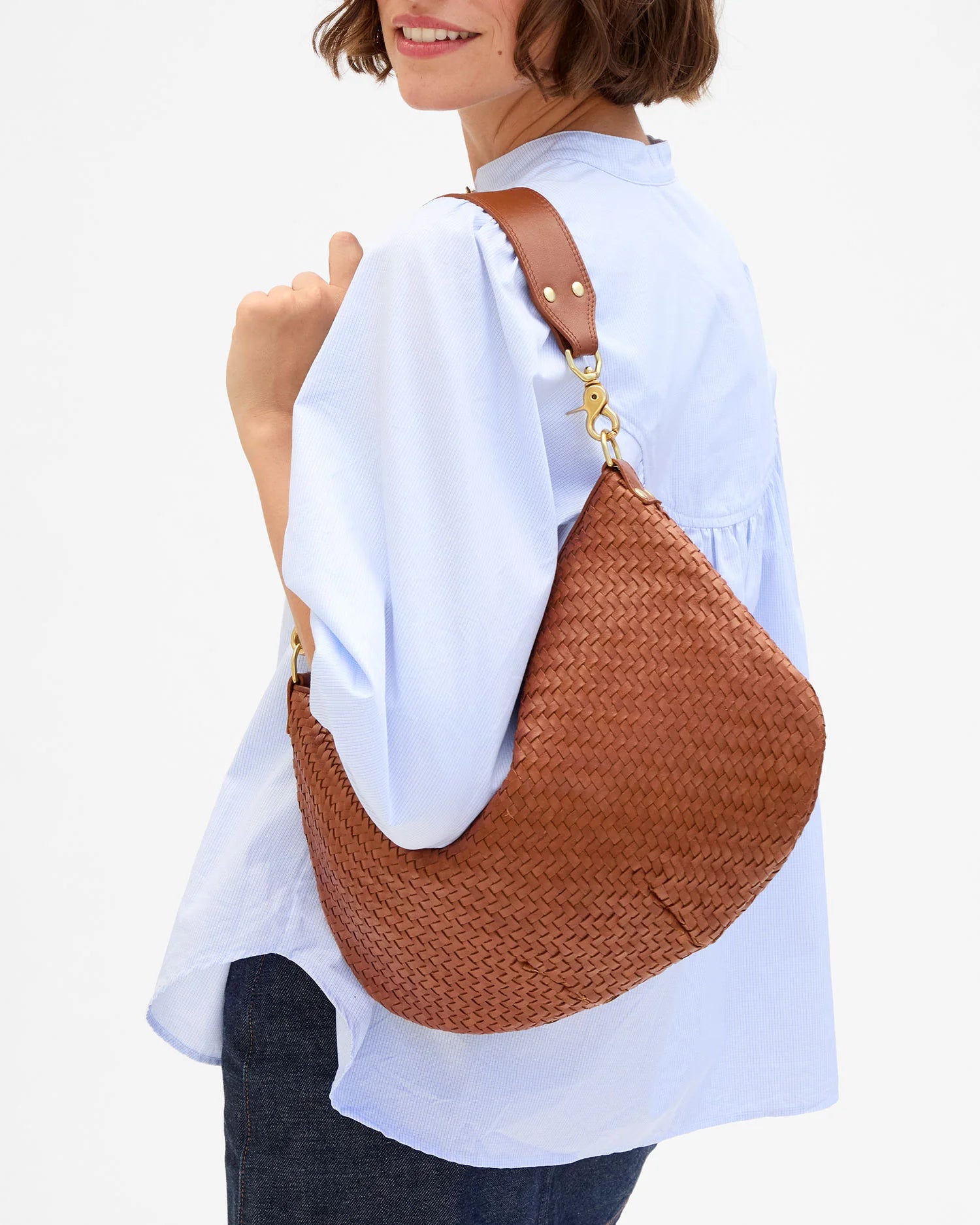 Clare V. Moyen Messenger in Hazelnut Woven Zig-Zag at Baseline Social