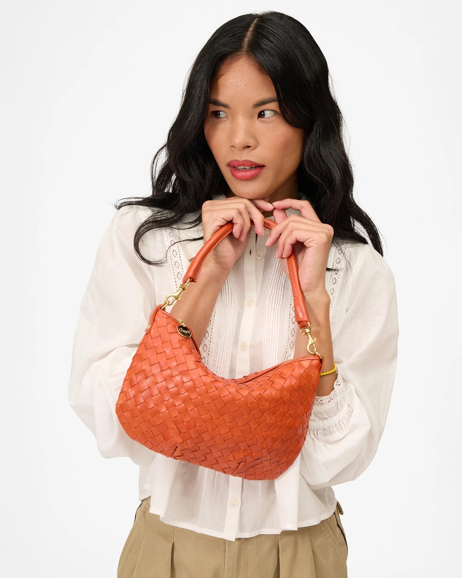 Clare V. Petit Moyen in Saltillo Diagonal Woven at Baseline Social
