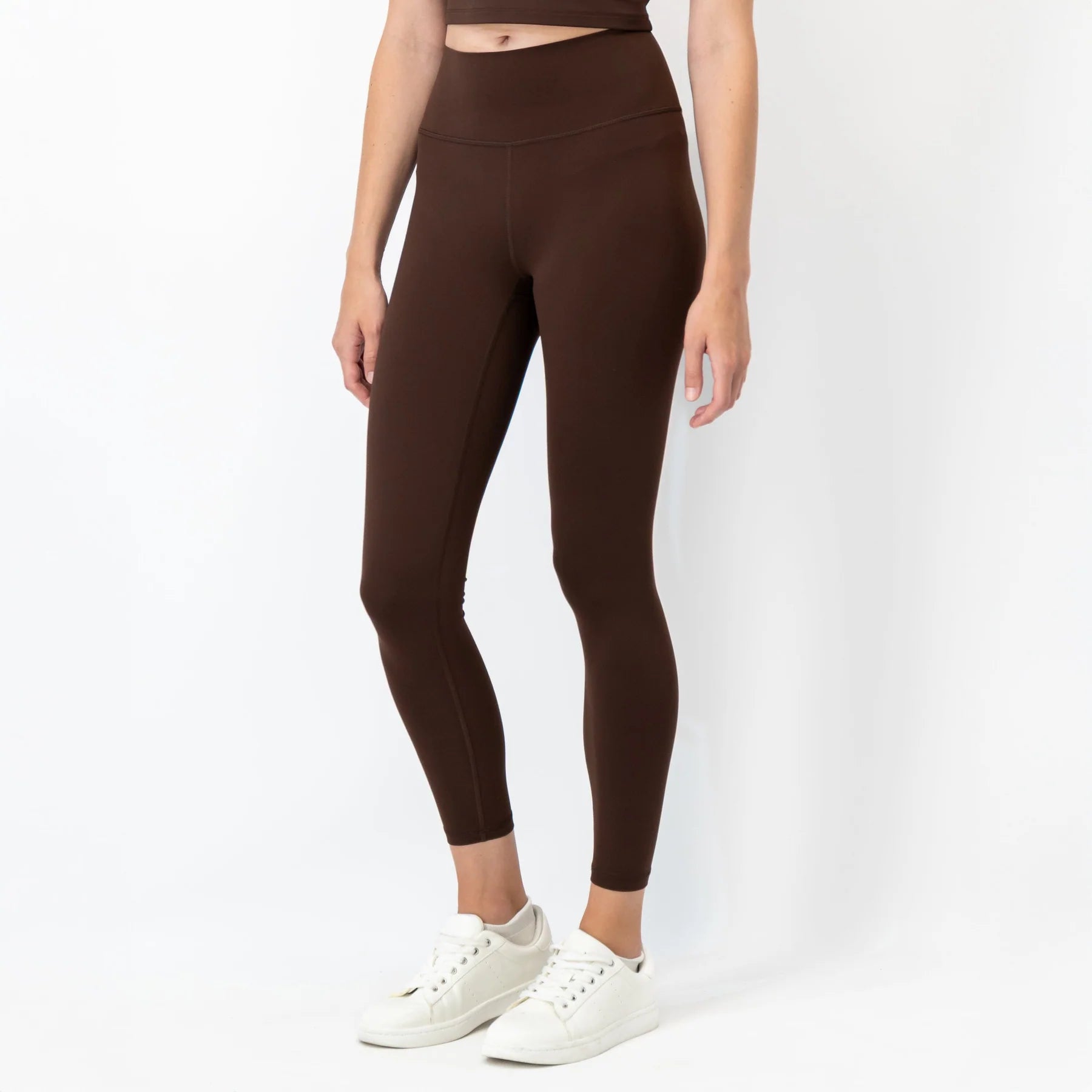 Rhoback Vista High-Rise Legging in Cocoa at Baseline Social