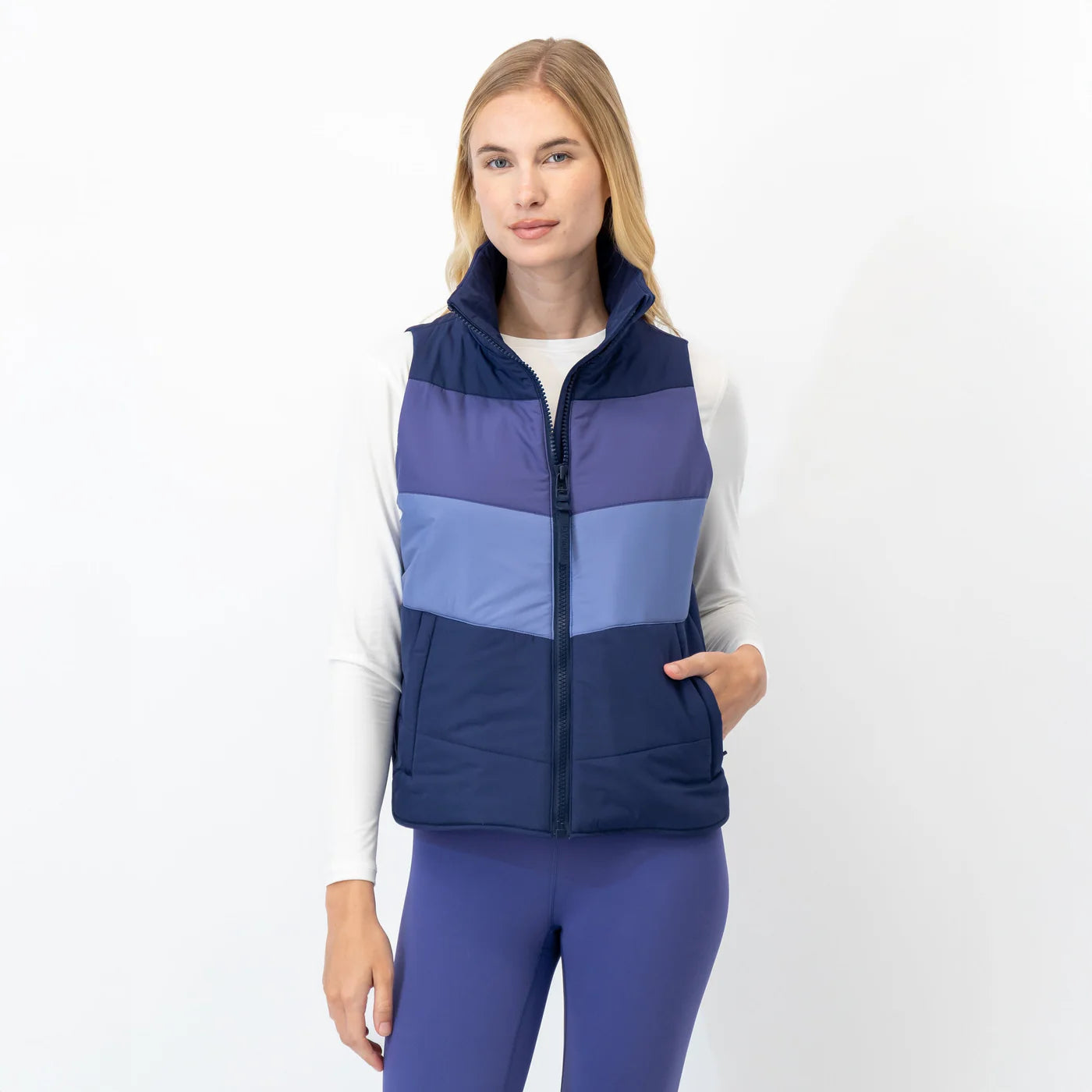 Cisco Insulated Vest in The Sunset Block (Fleet Navy/Flag Blue/Dusk Blue)