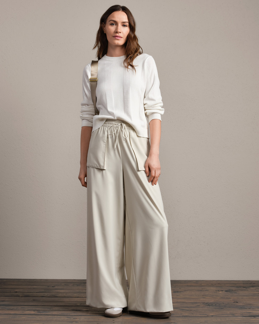 Somer Pullover Sweater in Snow White at Baseline Social