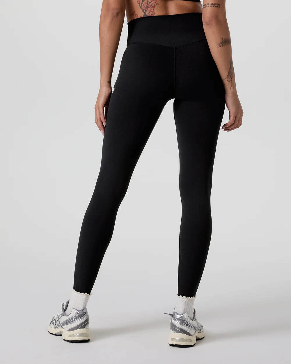 Vuori AllTheForm Legging in Black at Baseline Social