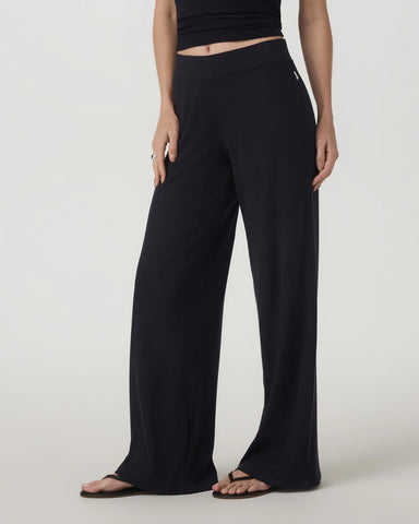 Vuori Pose Wideleg Pant in Black at Baseline Social