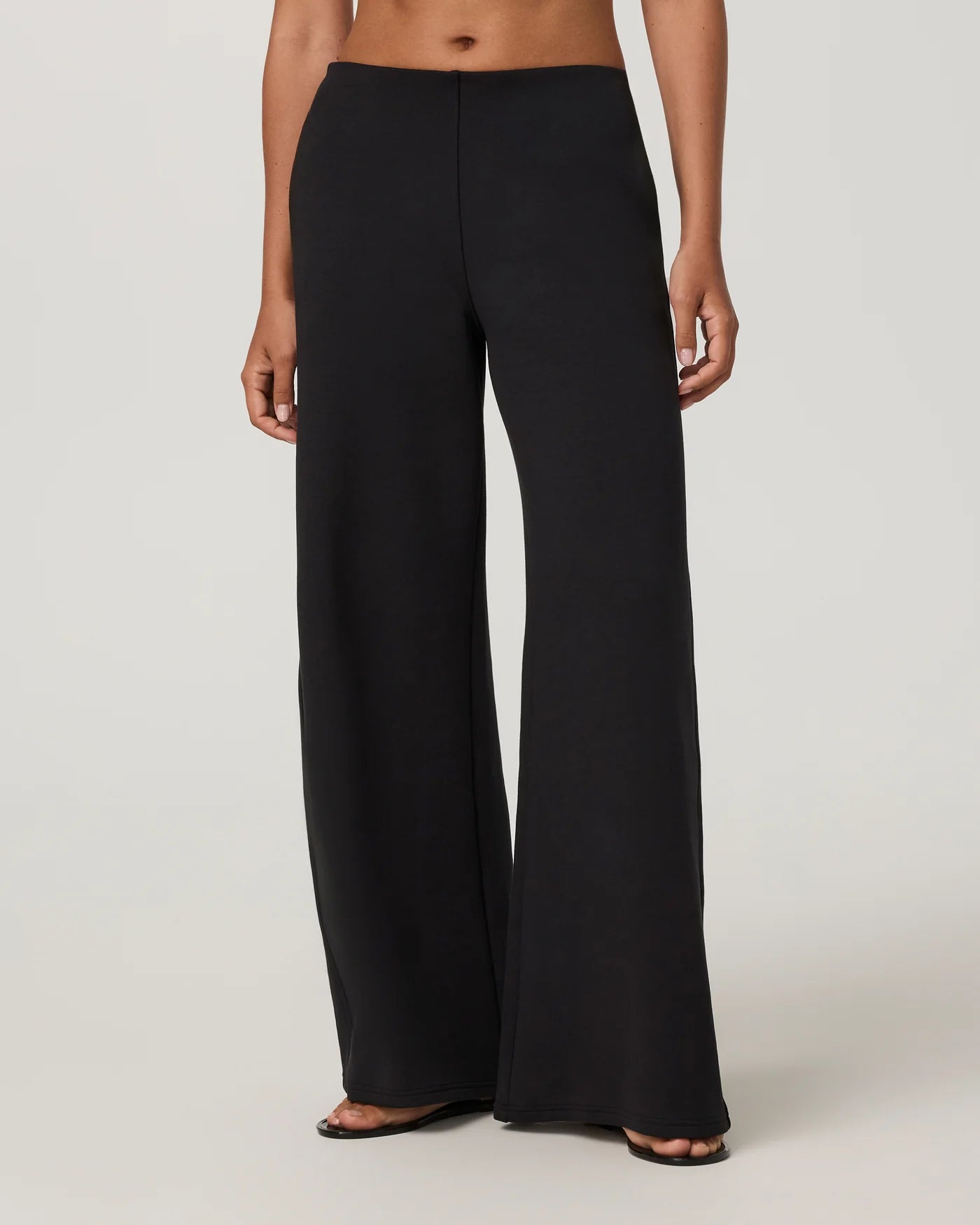 Galaxy High Rise Wideleg in Black