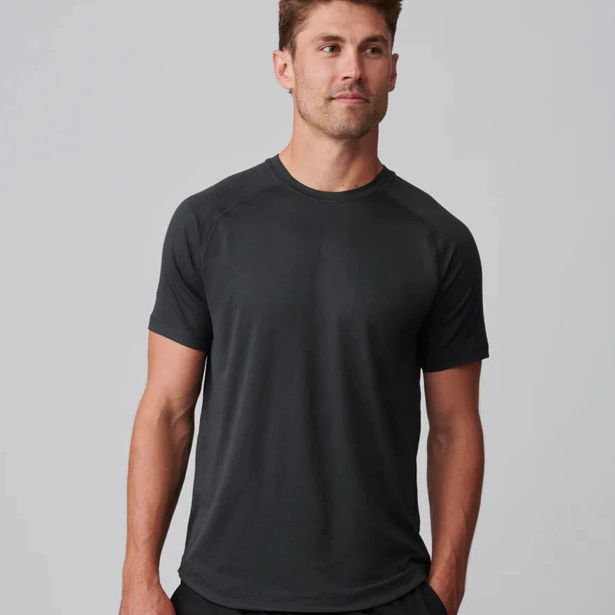 Atmosphere Tee in Black Heather