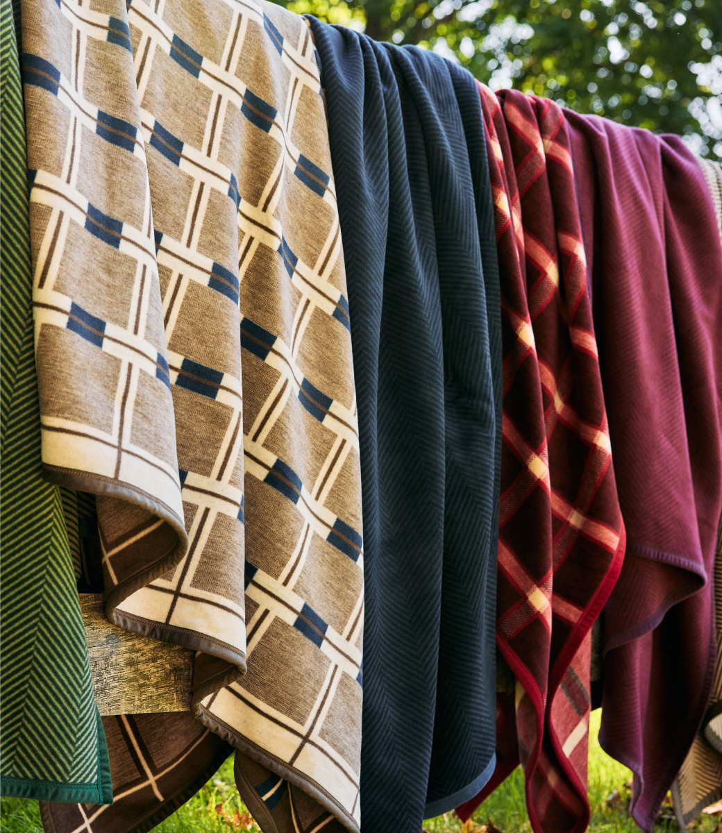 Wilder Grid Blanket - Baseline Social