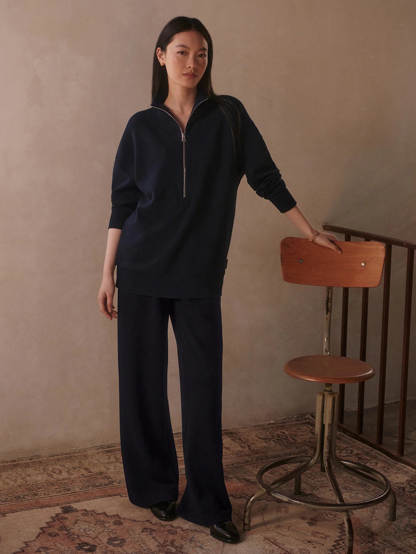 Varley Extra Wide Leg Pant in 29.5" in Navy at Baseline Social