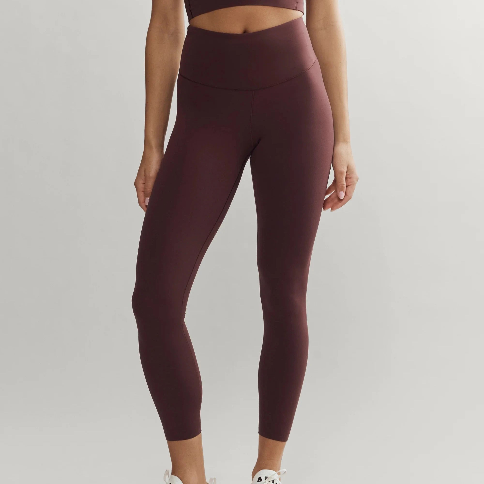 Rhone Revive 7/8 Legging in Brown Berry