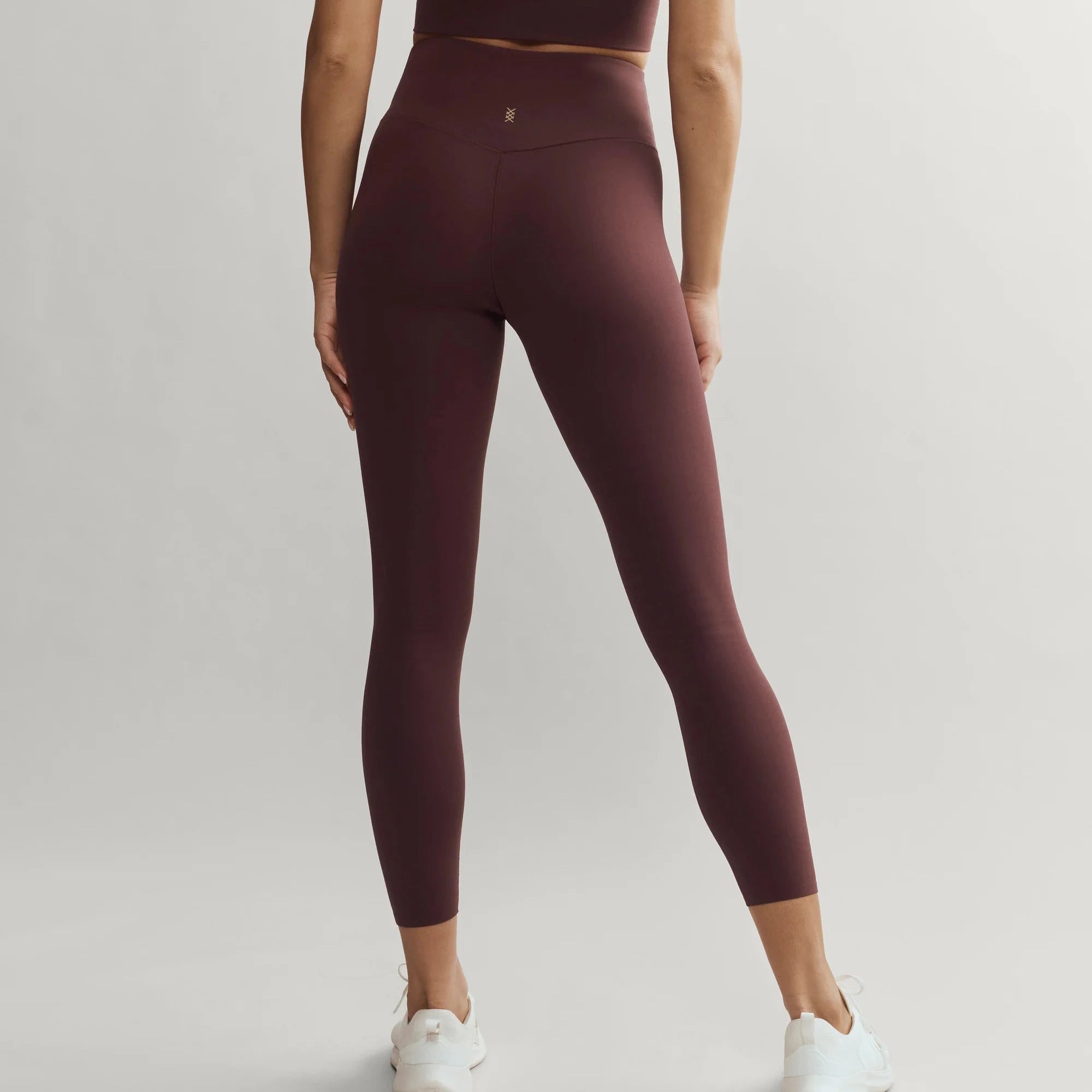 Rhone Revive 7/8 Legging in Brown Berry