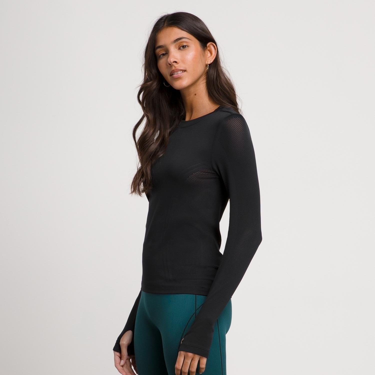 Wilson Pro Seamless Long-Sleeve in Black