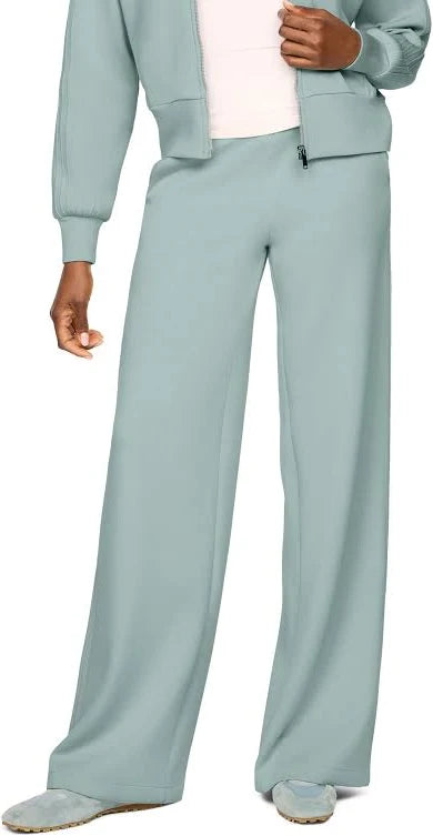 AirEssentials Pintuck Wide Leg Pant in Dew